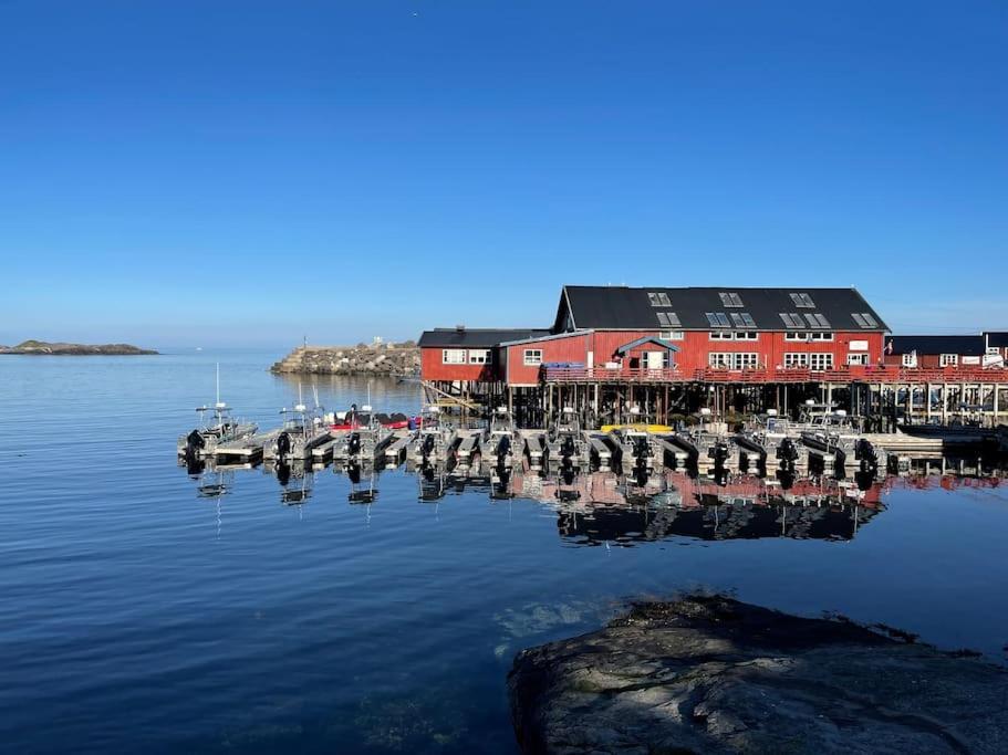 A, The Far End Of Lofoten, Top Apartment. Sørvågen 外观 照片