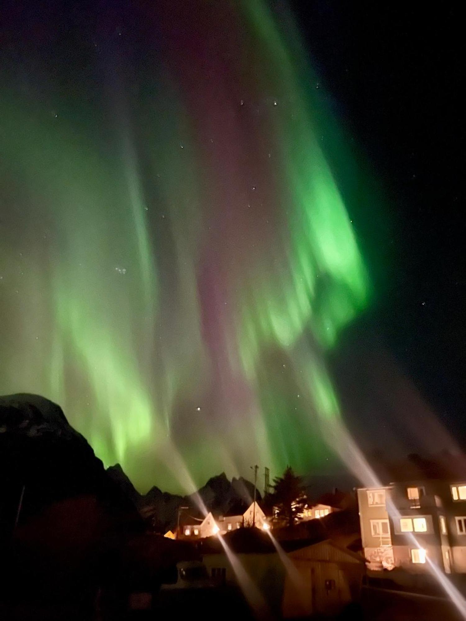 A, The Far End Of Lofoten, Top Apartment. Sørvågen 外观 照片