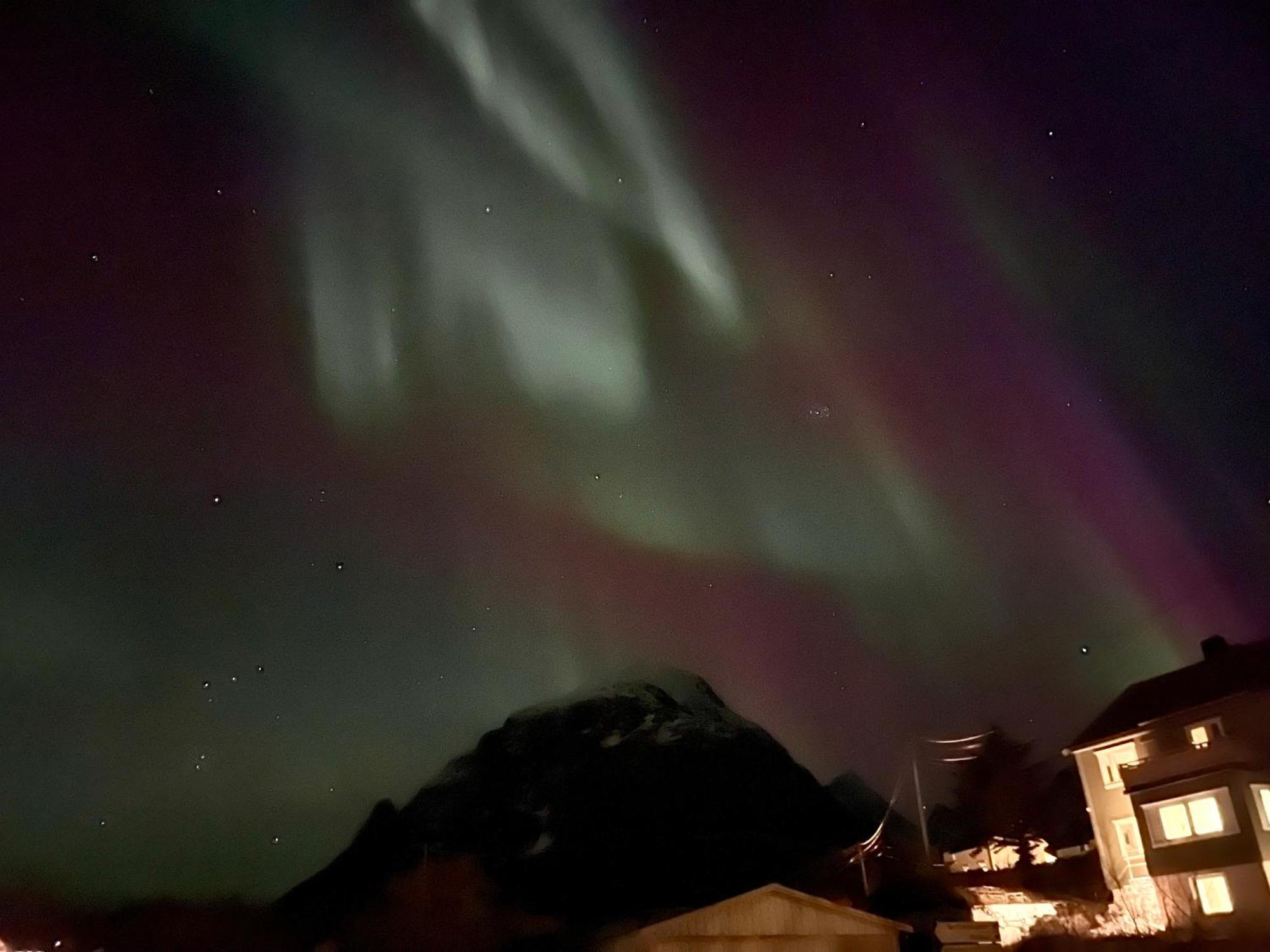 A, The Far End Of Lofoten, Top Apartment. Sørvågen 外观 照片